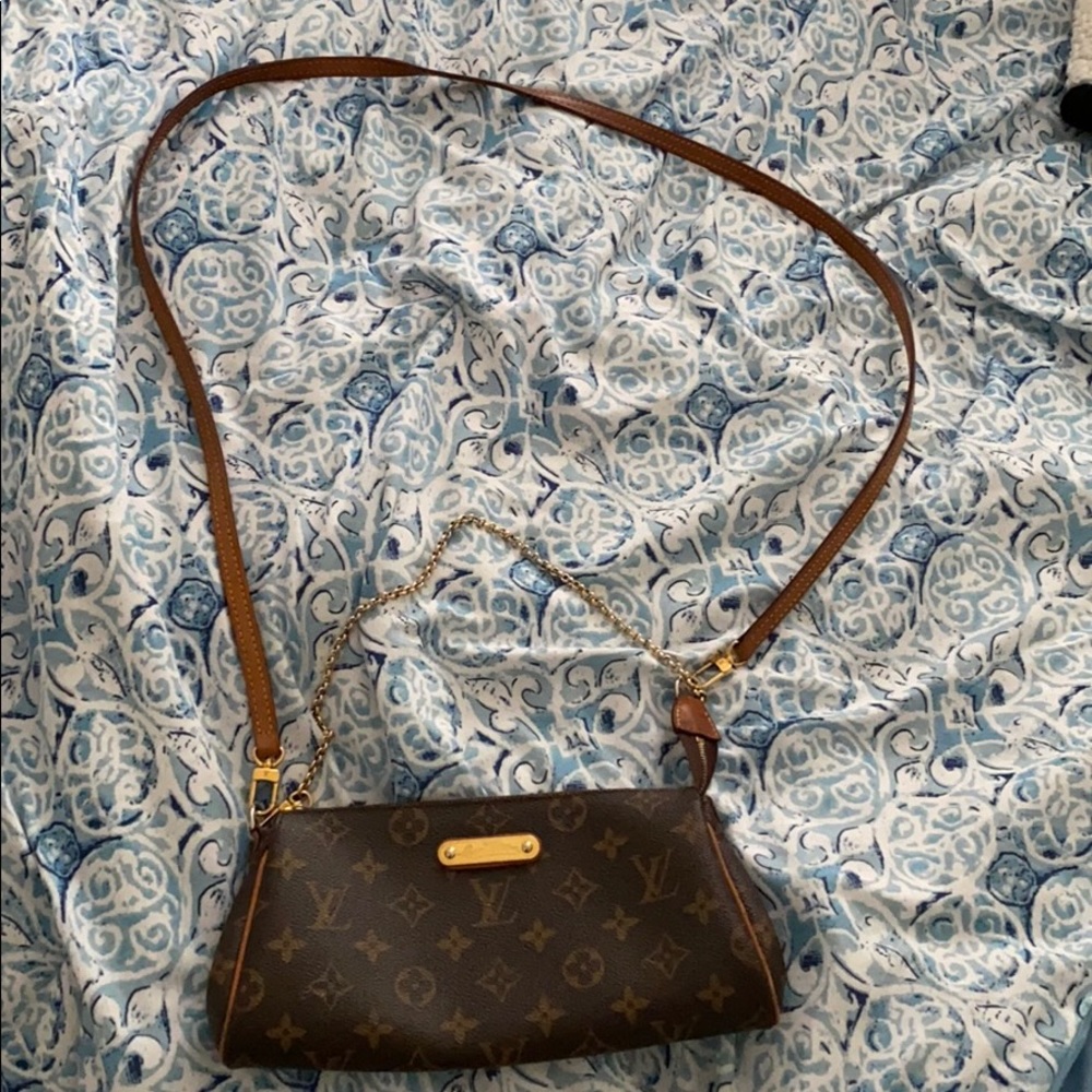 LOUIS VUITTON BAG